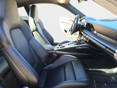 Used 2021 Porsche 911 Carrera image 12