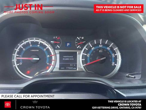 Used 2018 Toyota 4Runner TRD Off-Road AWD/4WD image 9