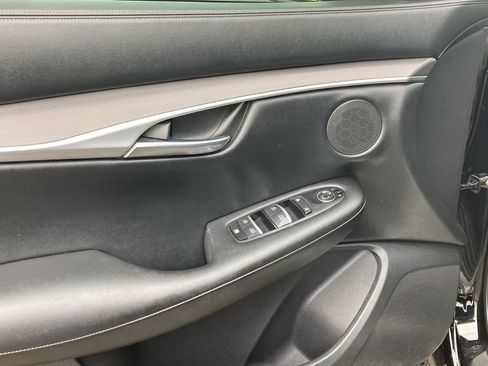 Used 2019 INFINITI QX50 Pure image 10
