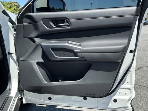 Certified 2025 Nissan Pathfinder Rock Creek AWD/4WD image 16