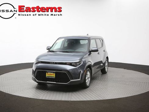 Used 2023 Kia Soul LX w/ LX Technology Package FWD image 51