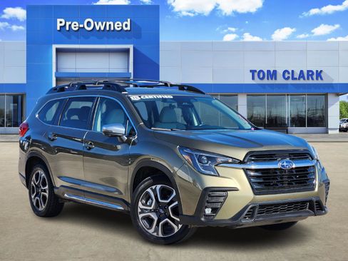 Used 2023 Subaru Ascent Limited w/ Technology Package image 1