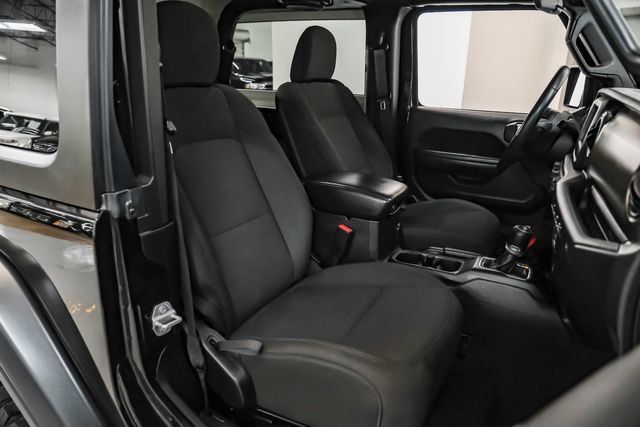 Used 2018 Jeep Wrangler Sport AWD/4WD image 28