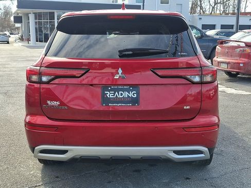 Used 2024 Mitsubishi Outlander SE image 6