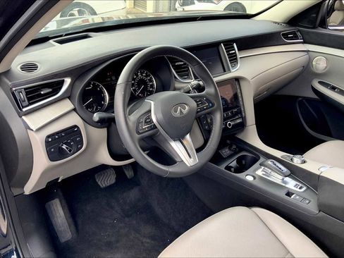 Used 2024 INFINITI QX50 Sensory image 15