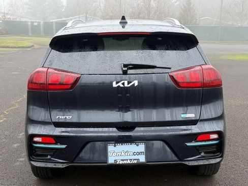 Used 2022 Kia Niro EX w/ Cold Weather Package image 7