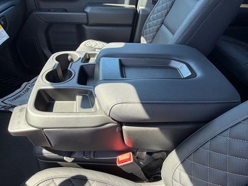 New 2026 Chevrolet Silverado 1500 Custom Trail Boss w/ LPO, Dark Essentials Package AWD/4WD image 36