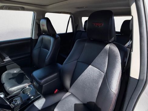 Used 2018 Toyota 4Runner TRD Off-Road Premium image 14