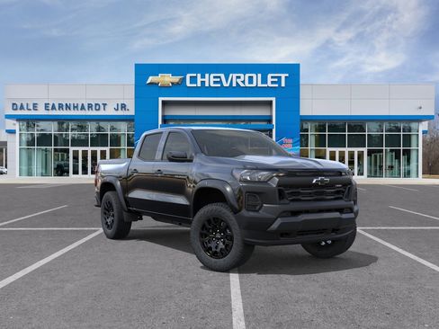 New 2026 Chevrolet Colorado Trail Boss AWD/4WD image 2