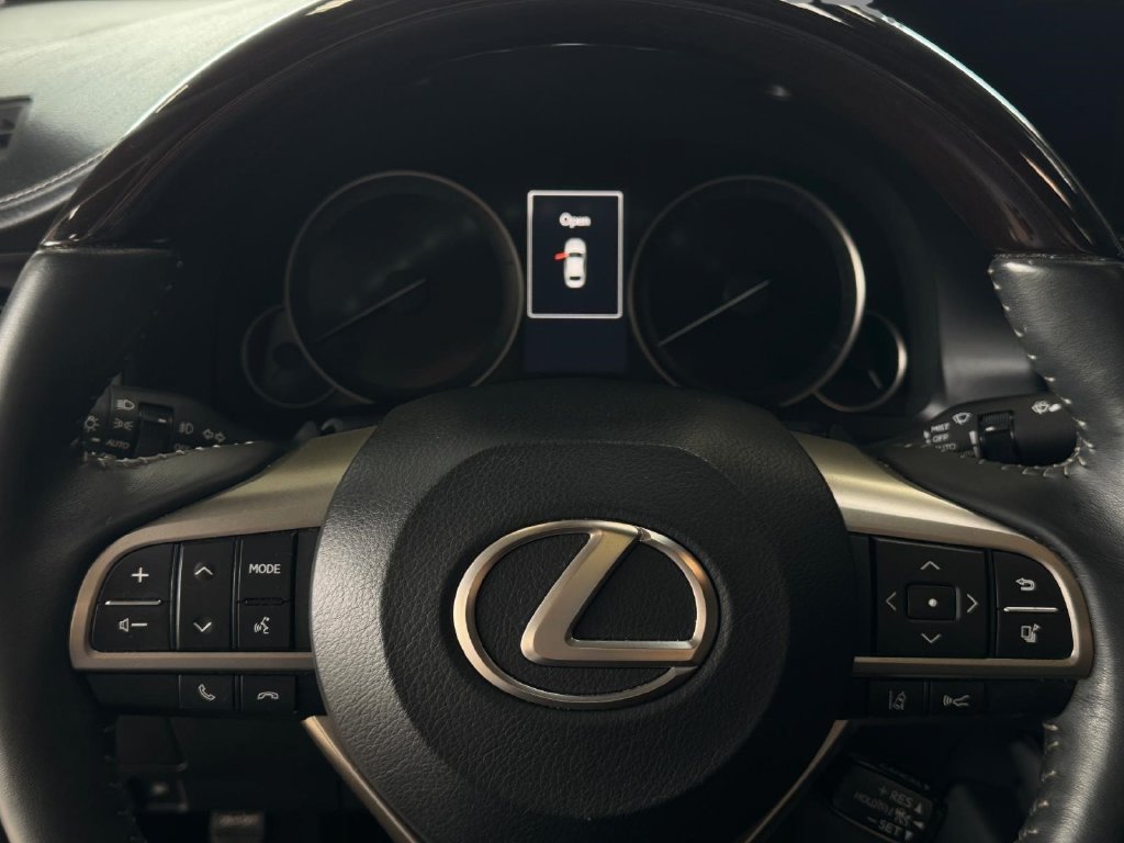 Used 2018 Lexus ES 350 w/ Luxury Package w/Wood Trim FWD image 24