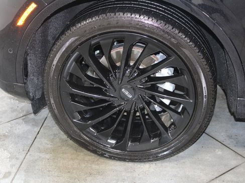 Used 2024 Lincoln Aviator Reserve w/ Equipment Group 201A image 19