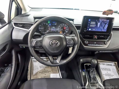 Used 2023 Toyota Corolla LE FWD image 16