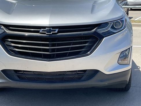 Used 2020 Chevrolet Equinox LT w/ Sport Edition FWD image 8