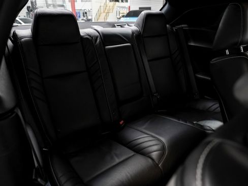 Used 2019 Dodge Challenger SRT Hellcat w/ Laguna Leather Package image 34