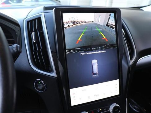 Used 2022 Ford Edge SEL w/ Convenience Package image 25