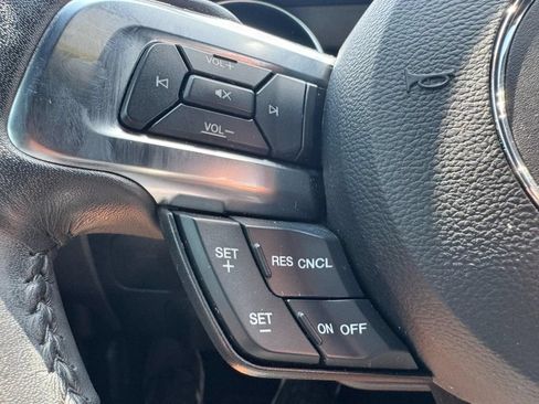 Used 2019 Ford Mustang GT Premium RWD image 14