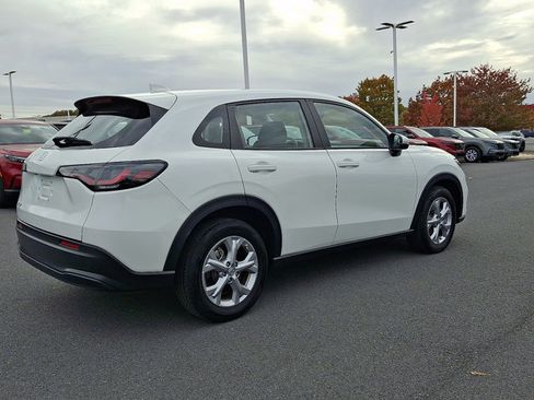 Certified 2023 Honda HR-V LX image 6