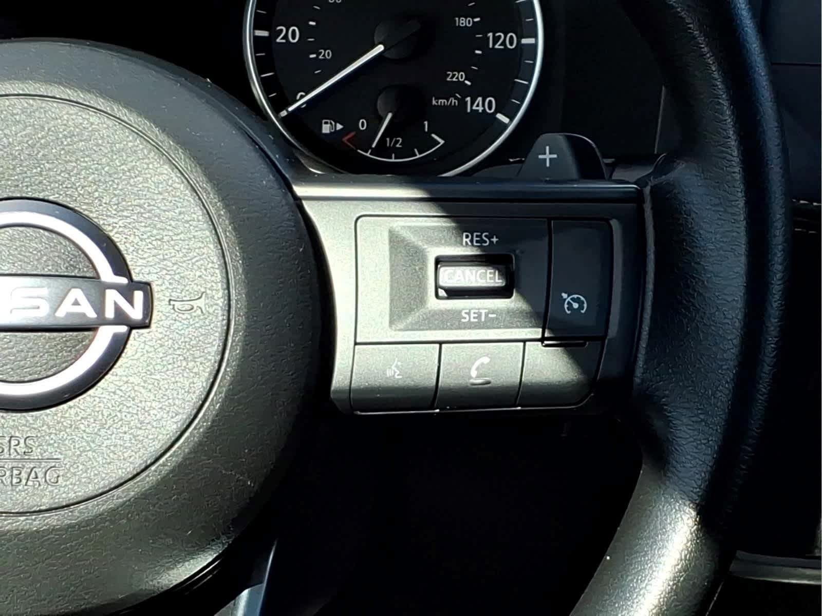 Used 2023 Nissan Rogue S AWD/4WD image 22