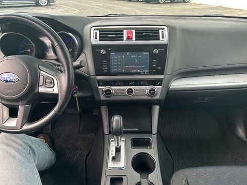 Used 2017 Subaru Legacy 2.5i Premium image 18