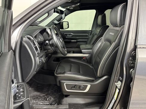 Used 2023 RAM 1500 Laramie AWD/4WD image 15