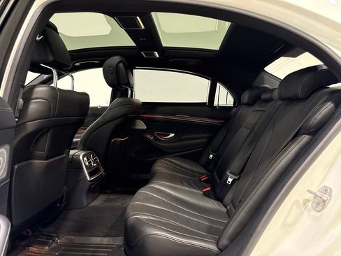 Used 2015 Mercedes-Benz S 550 4MATIC Sedan image 26