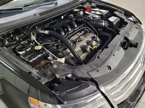 Used 2008 Ford Taurus SEL image 38