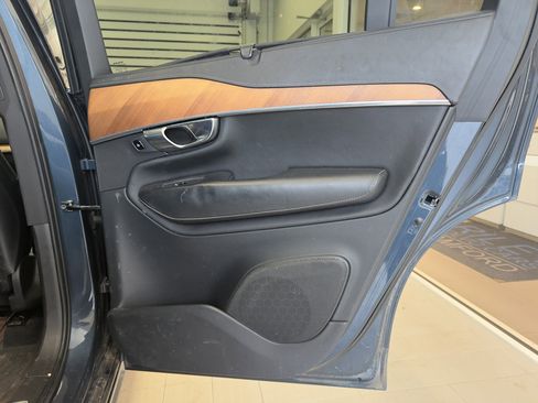 Used 2019 Volvo XC90 T6 Inscription w/ Advanced Package image 28