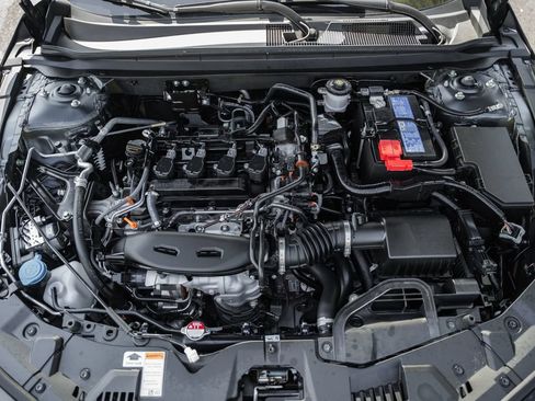 Used 2025 Honda Accord SE image 14
