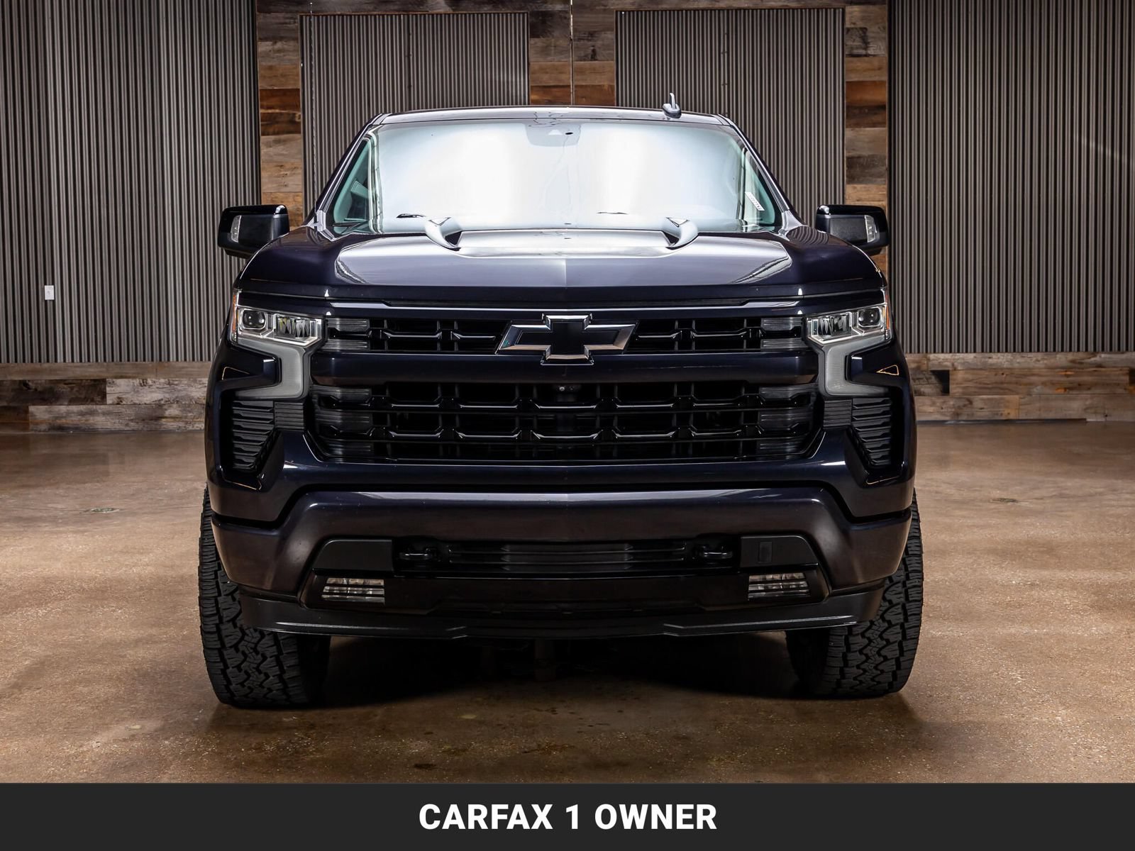 Used 2023 Chevrolet Silverado 1500 RST AWD/4WD image 3
