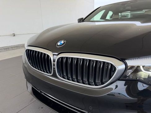 Used 2019 BMW 540i w/ Convenience Package image 2