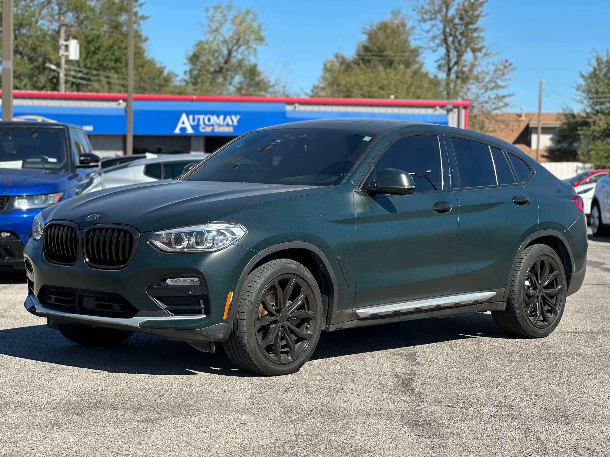 Used 2019 BMW X4 xDrive30i AWD/4WD image 1