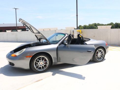 Used 2002 Porsche Boxster RWD image 26