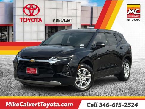 Used 2020 Chevrolet Blazer LT FWD image 1