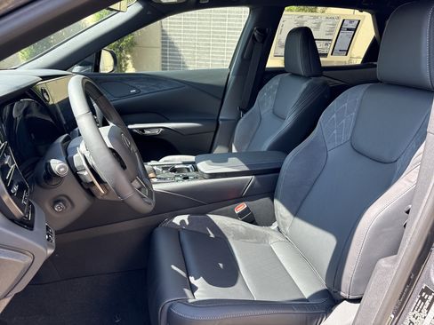 New 2026 Lexus RX 350 w/ Convenience Package AWD/4WD image 15