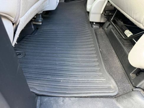 Used 2018 Honda Odyssey EX-L image 45