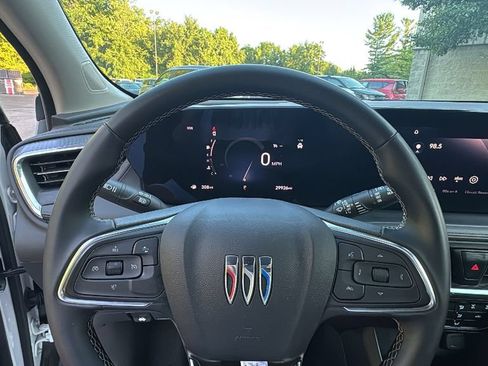 Used 2025 Buick Encore GX Preferred AWD/4WD image 16