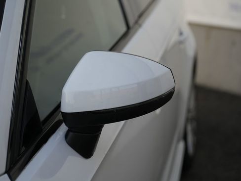 Used 2016 Audi A3 e-tron Premium Plus image 12