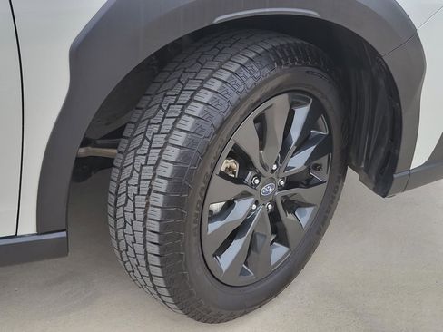 Certified 2024 Subaru Outback Onyx Edition XT w/ Tech Package 2 AWD/4WD image 6