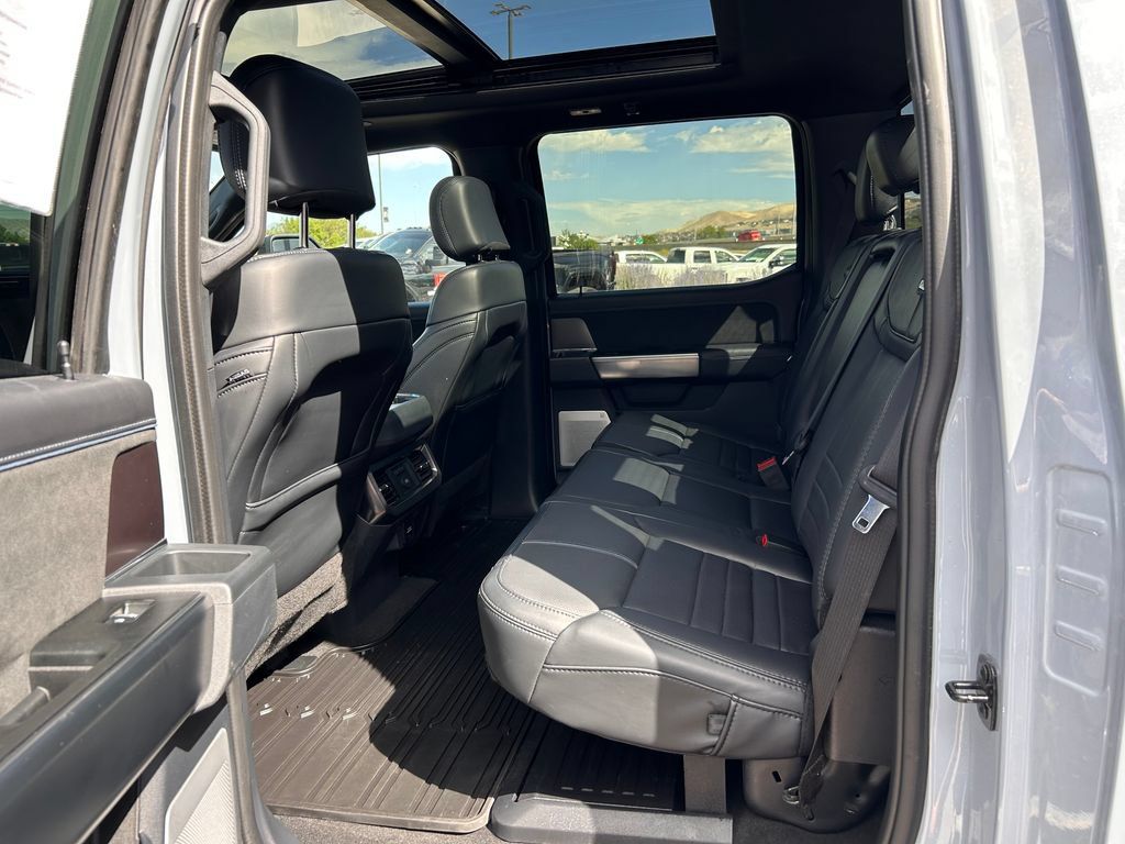 Used 2026 Ford F350 Platinum AWD/4WD image 9