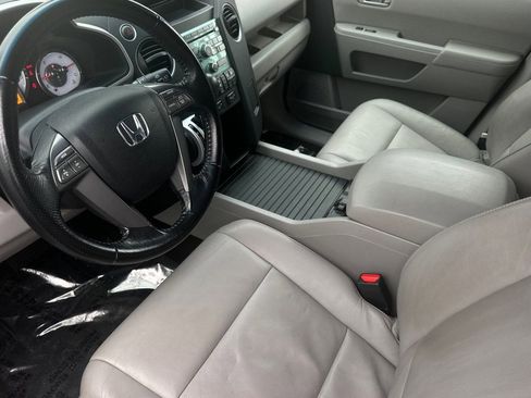 Used 2010 Honda Pilot EX-L image 4