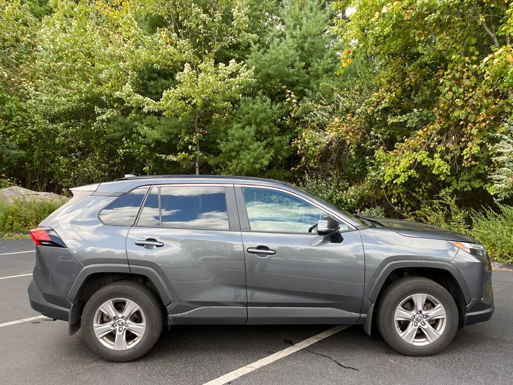 Certified 2022 Toyota RAV4 XLE w/ Convenience Package AWD/4WD image 34