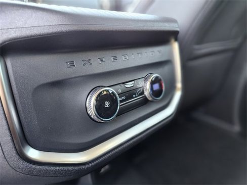 New 2025 Ford Expedition Max Active image 14