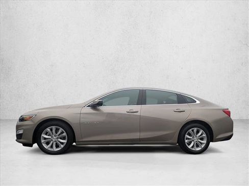 Used 2024 Chevrolet Malibu LT image 2