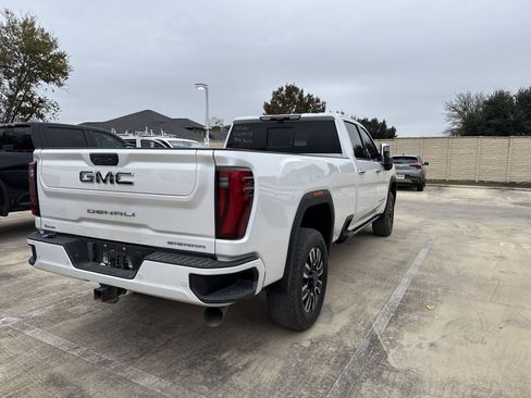Certified 2024 GMC Sierra 2500 Denali Ultimate w/ Max Trailering Package image 3