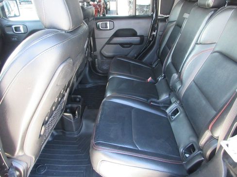 Used 2020 Jeep Gladiator Rubicon image 15