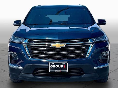 Used 2023 Chevrolet Traverse LT FWD image 4