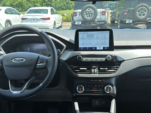 Used 2025 Ford Escape Active AWD/4WD image 24