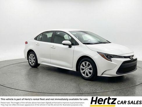 Used 2025 Toyota Corolla LE FWD image 1
