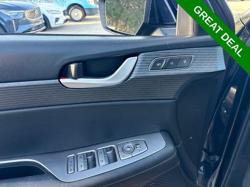 Used 2023 Hyundai Palisade Limited FWD image 16
