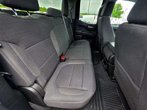 Used 2022 Chevrolet Silverado 1500 Custom AWD/4WD image 36
